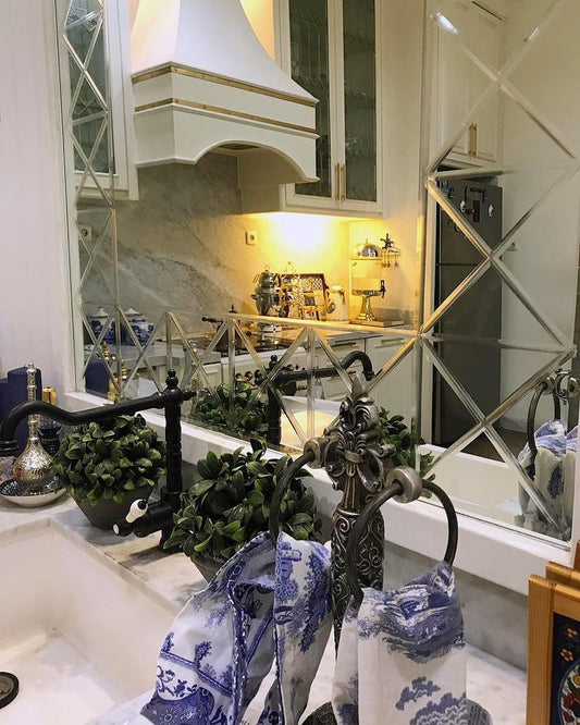 15 Kitchen Mirror Ideas with Modern Flair