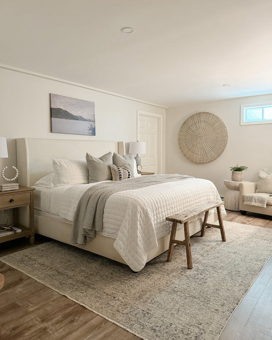15. Must-See White and Gray Bedroom Ideas for 2025