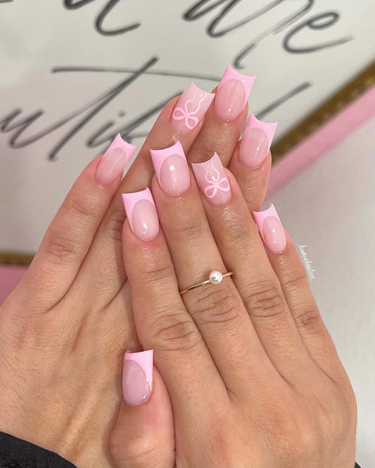 15 Soft & Stunning Pink and White Nail Ideas