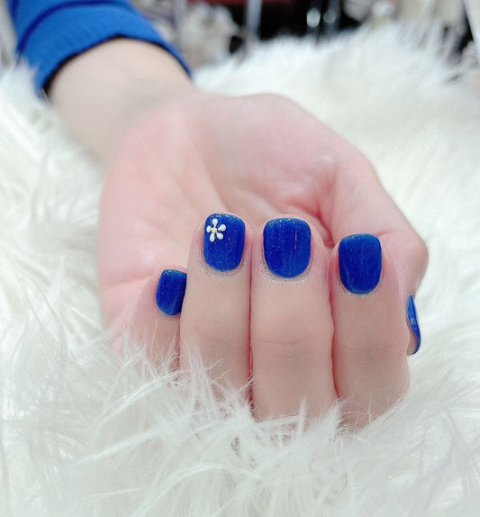 15 Fun Blue Spring Nail Ideas