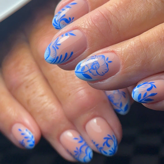 15 Dark Blue Nail Ideas for Effortless Style