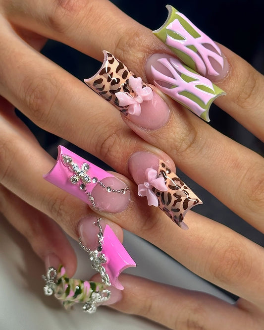 15 Classy Nail Ideas with Gems That Elevate Any Look π
