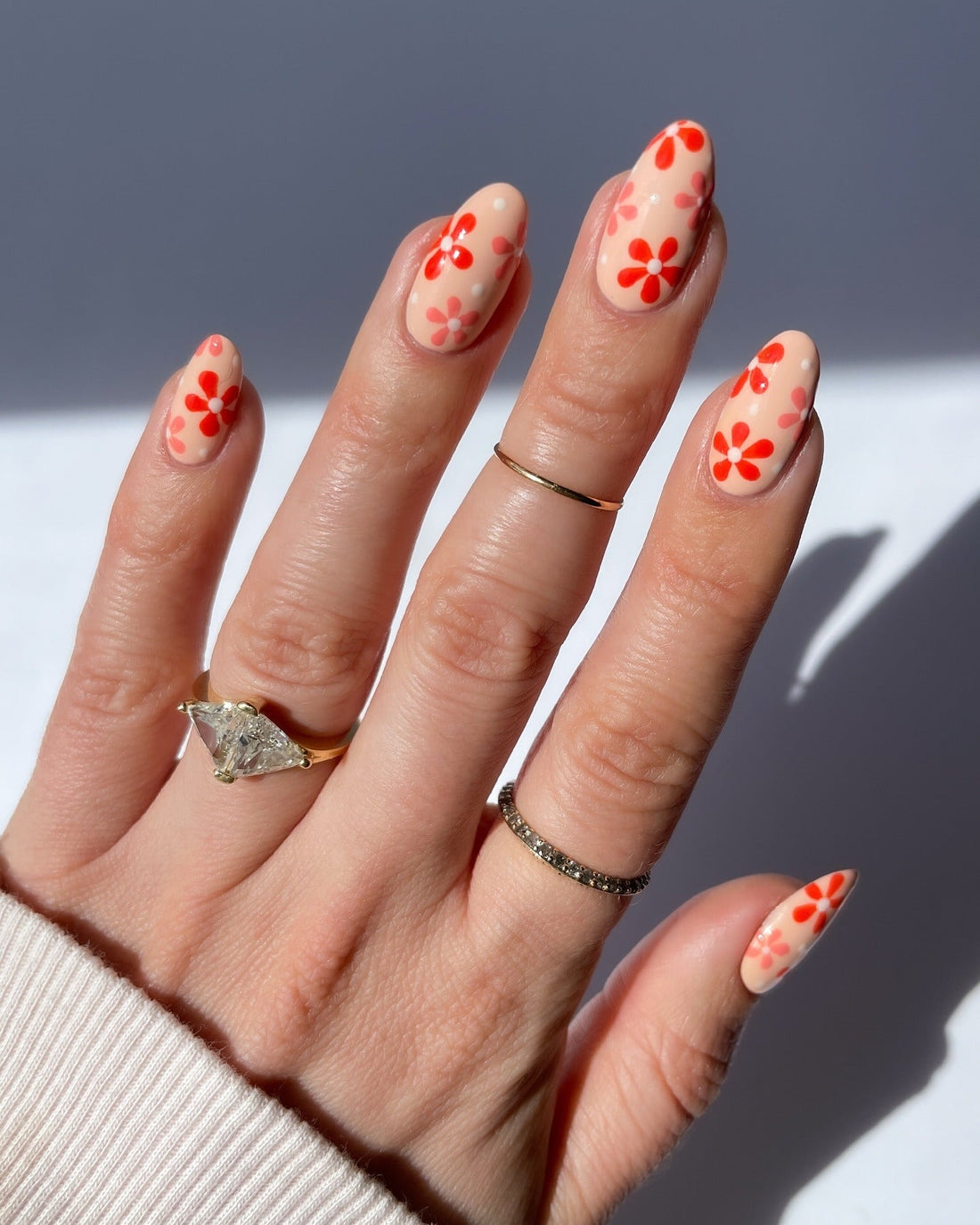 15 Simple Spring Nail Ideas to Try This Season πΏ