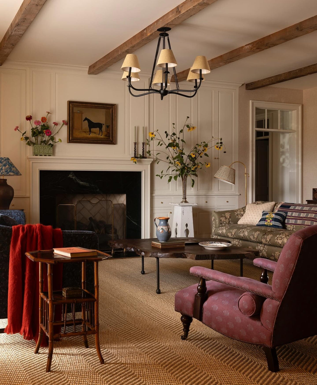 15 Minimalist Living Room Flooring Ideas for 2025 🌿