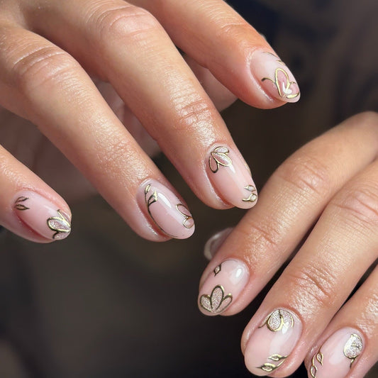 15 Elegant Chrome Nail Ideas Perfect For Any Season