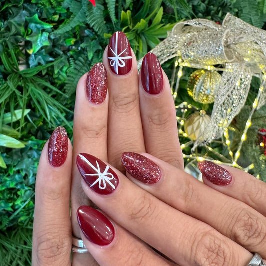 15 Perfect Glitter Nail Ideas for Every Mood