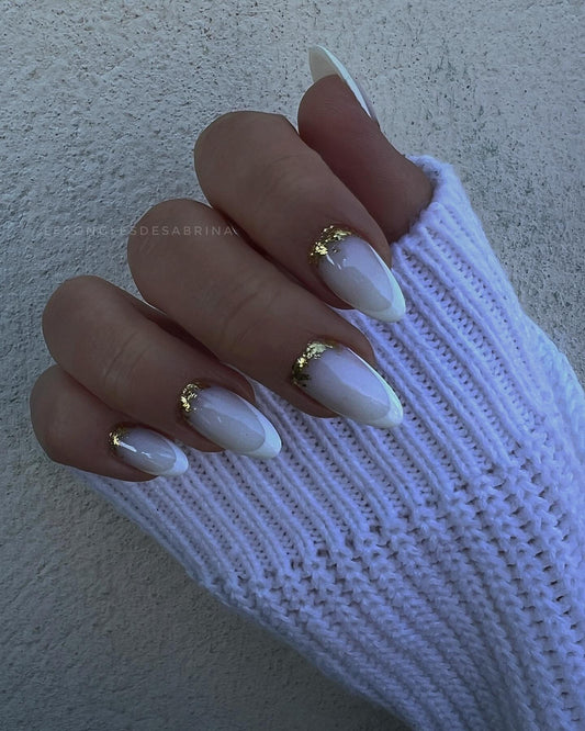 15 Fab Yellow and White Nail Ideas