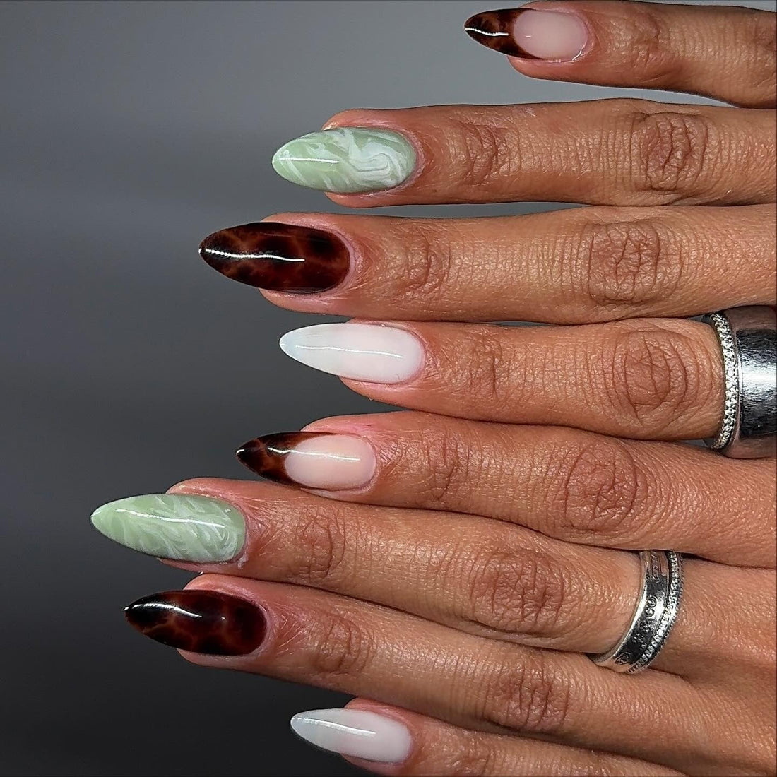 15 Popular June Nail Ideas 2026