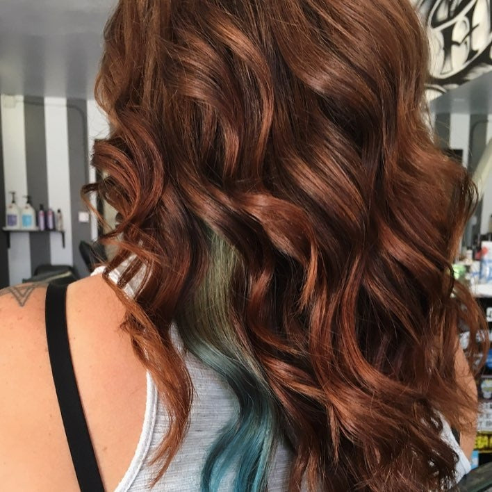 15 Gorgeous Warm Chestnut Hair Color Styles for 2025 🌟