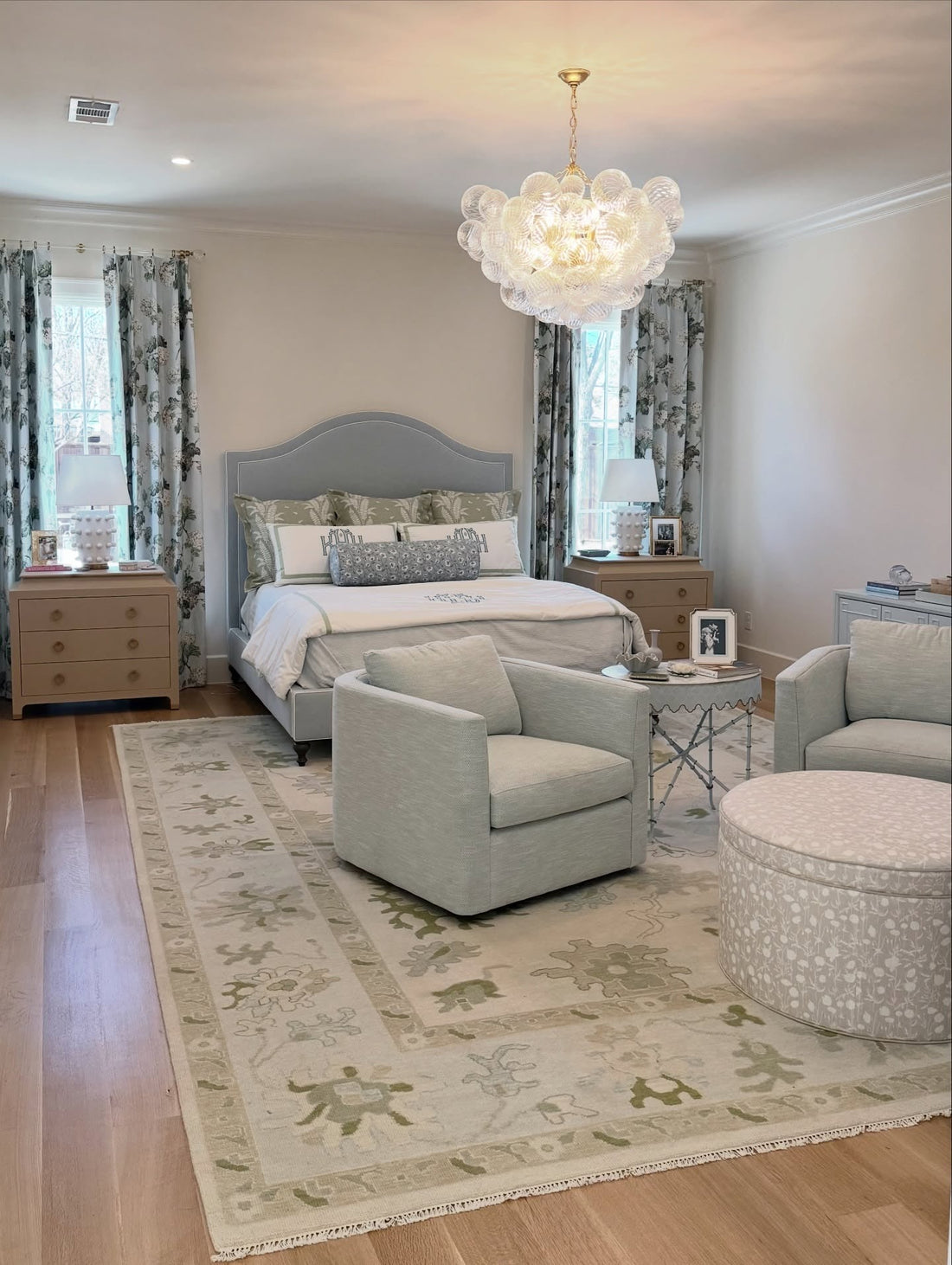 15 Navy Blue and Gold Bedroom Ideas Trending in 2026