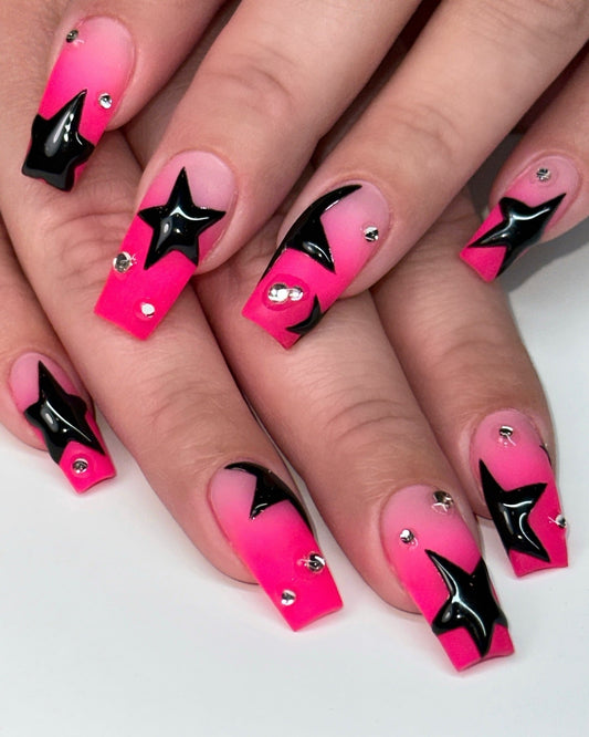 15 Stunning Pink and Black Nail Ideas to Bookmark