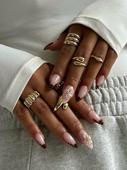 15 Medium Length Nail Ideas You’ll See Everywhere in 2026