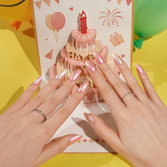 15 Gorgeous Mother’s Day Nail Ideas