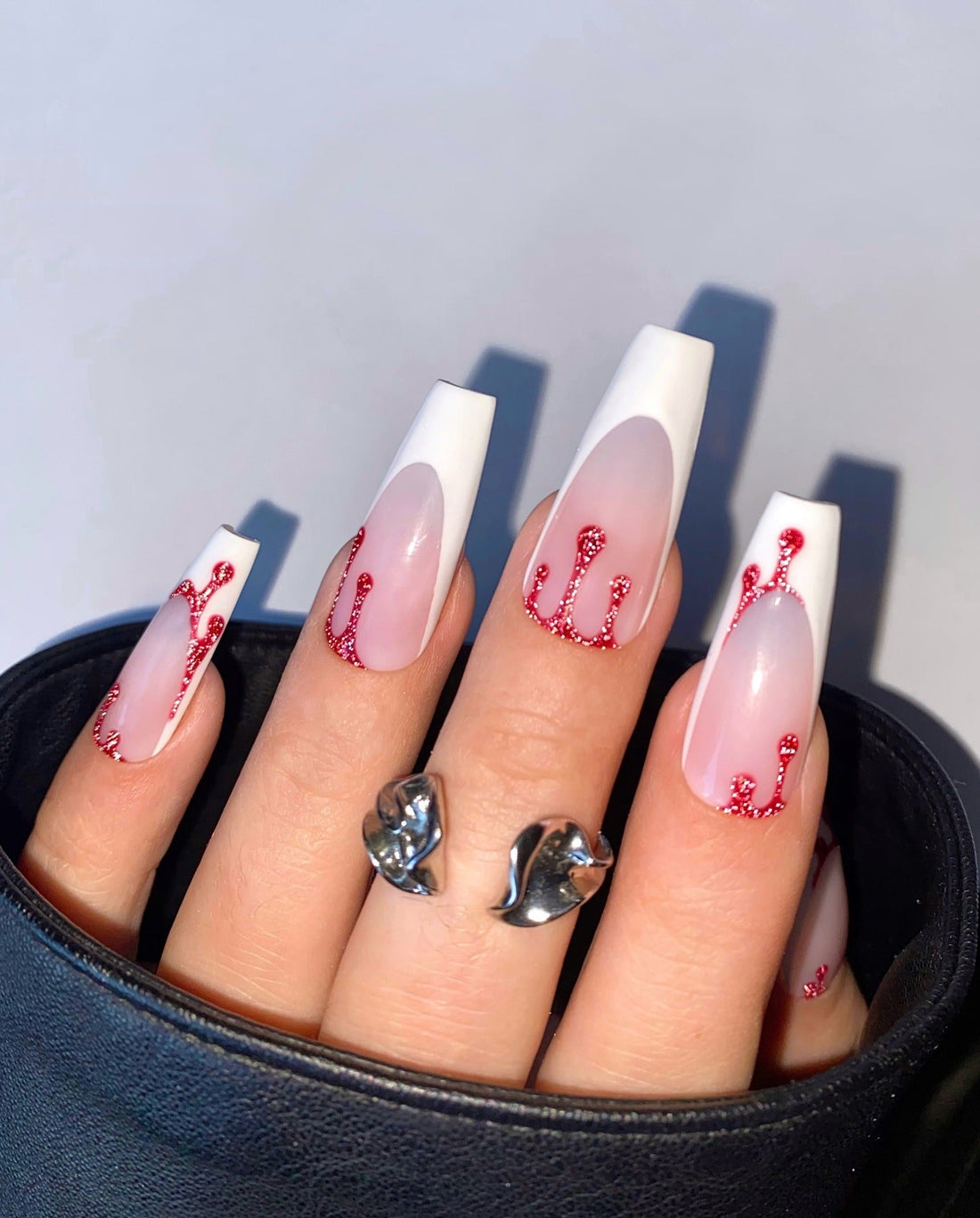 15 White Coffin Nail Ideas That Feel Timeless