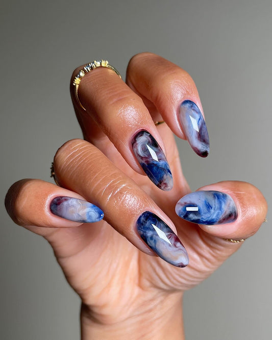 15 Chic Marble Nail Styles Worth Saving