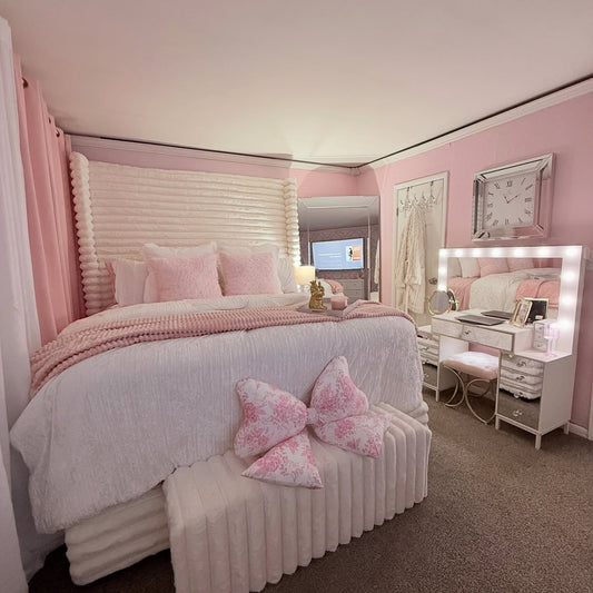 15 Dreamy Pink and Purple Bedroom Ideas That Work