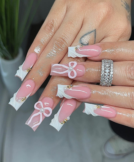 15 Sleek Coffin Nail Ideas