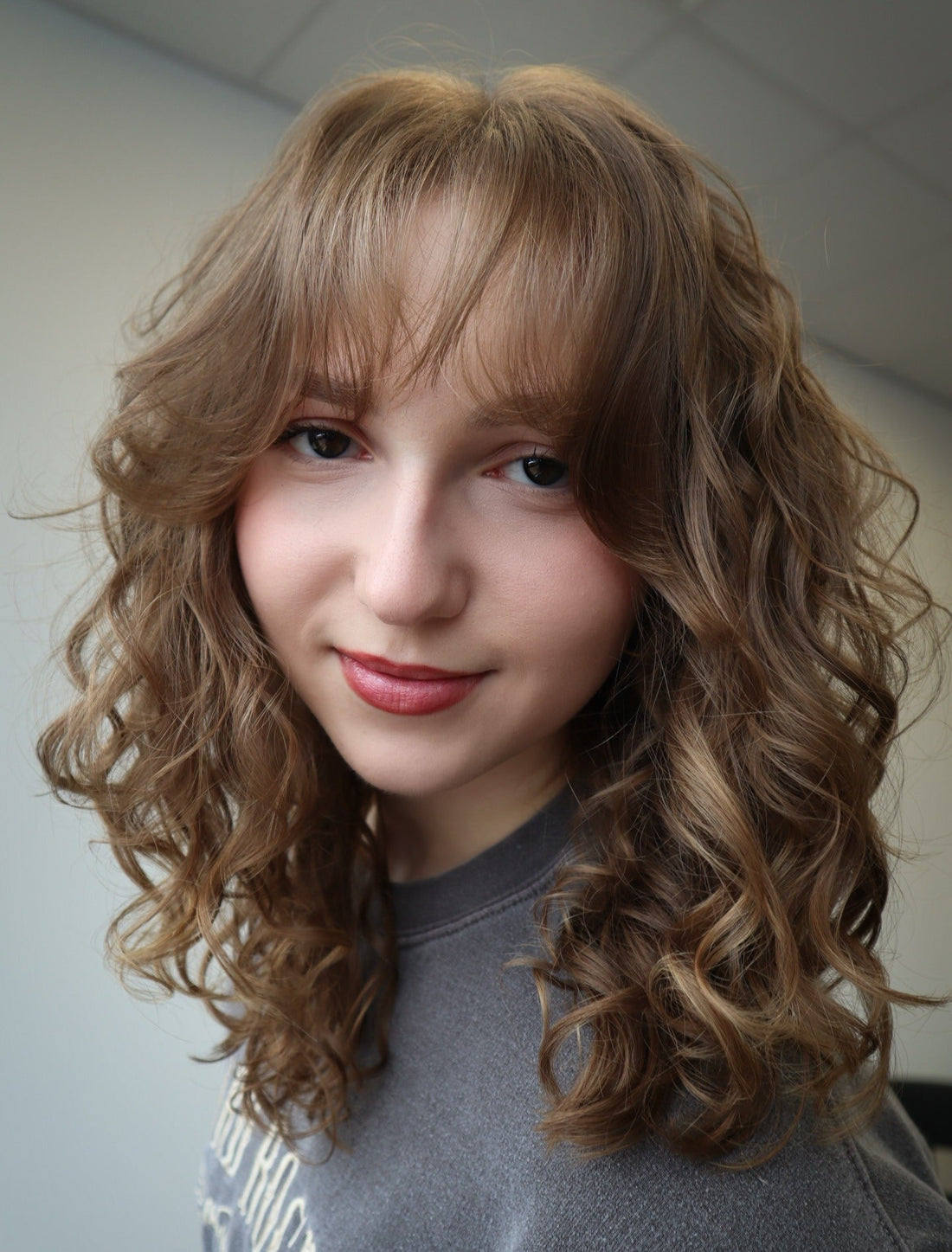 15 Layered Wavy Hair with Bangs Ideas