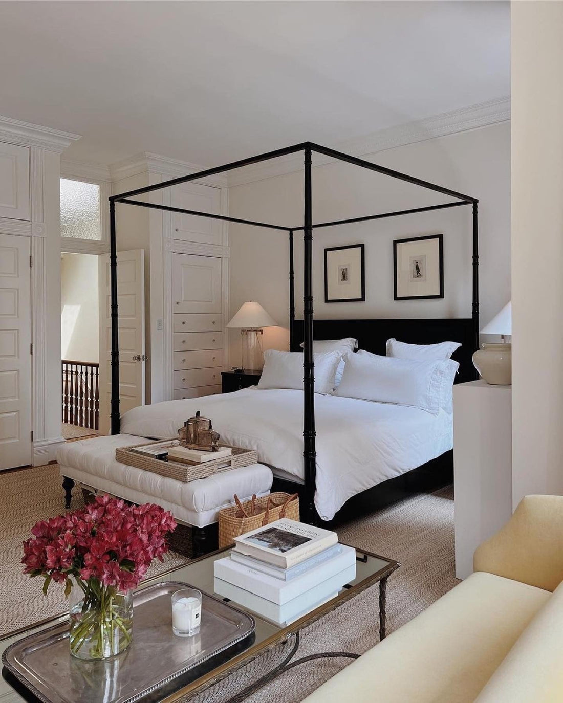 15 Gorgeous Off White Bedrooms for 2026