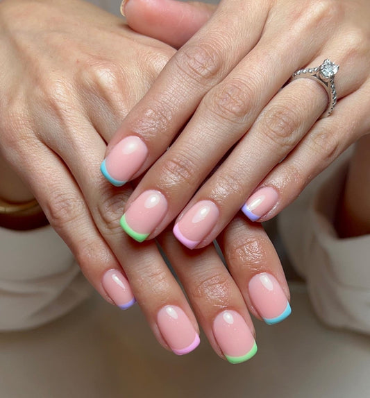 15 Stylish French Tip Nails Ideas 2026