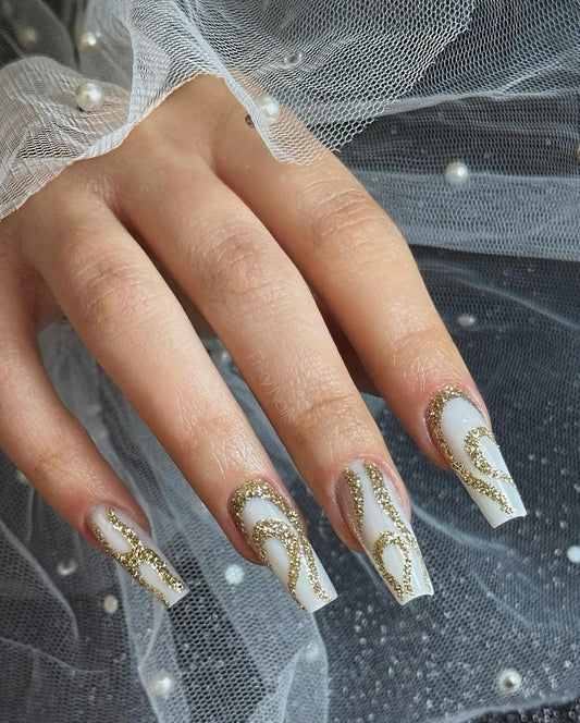 15 Modern Grey Coffin Nail Ideas