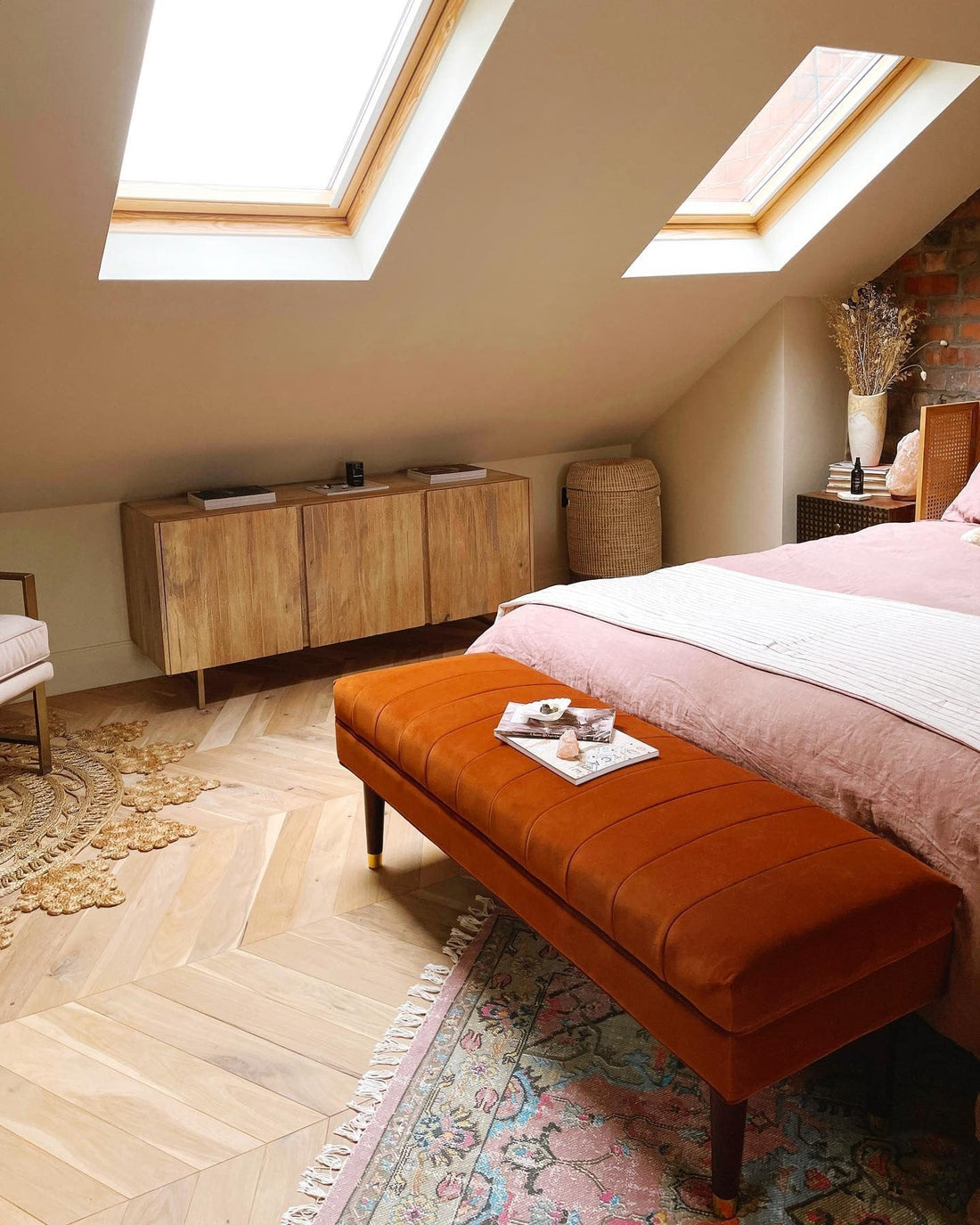 15 Fresh Sunroom Bedroom Ideas for 2026