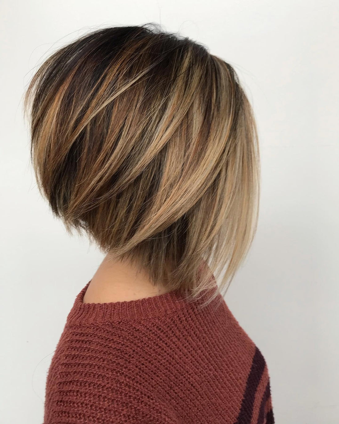 15 Top Angled Bob Hairstyles for 2026