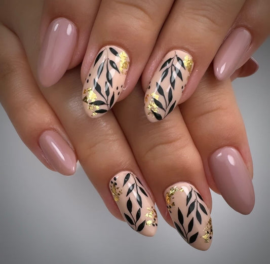 15 Autumn Nail Ideas Perfect for Cozy Season