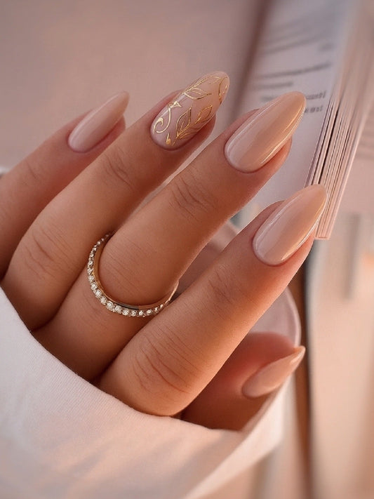 15 Gorgeous Quiet Luxury Nails 2026