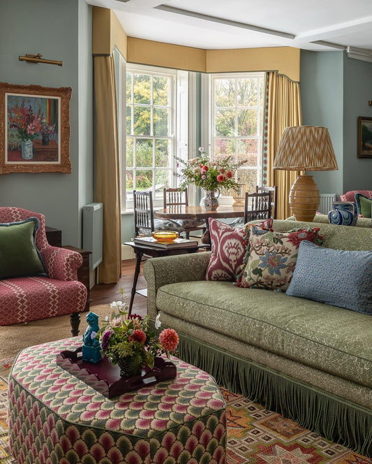 15 Purple and Grey Living Room Ideas That Always Impress