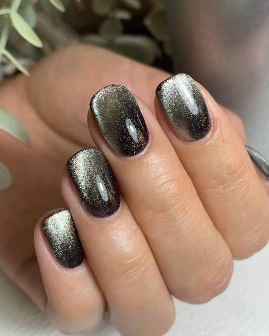 15 Black Cat Eye Nail Ideas 2026