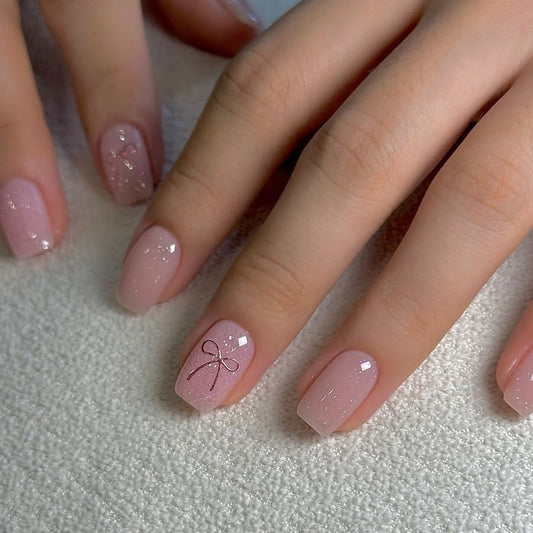 15 Pretty Short Wedding Nail Ideas 2026
