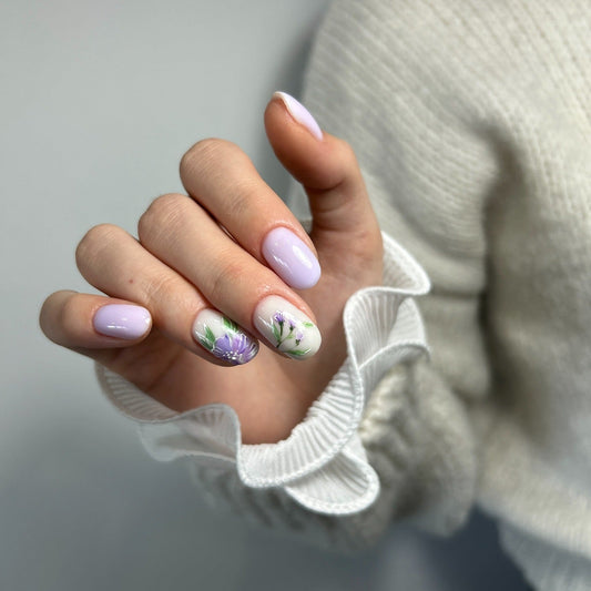 15 Whimsical Purple & Lavender Nail Ideas