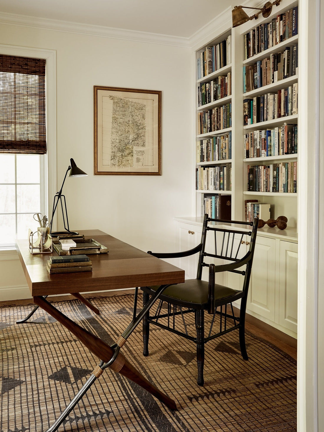 15 Masculine Office Ideas Using Dark and Rich Tones