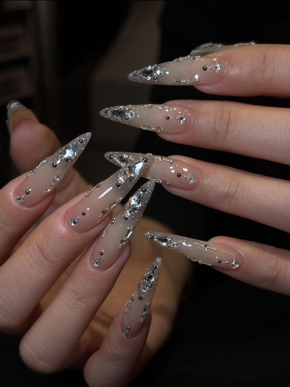 15 Must-Try Bling Nail Ideas 2026
