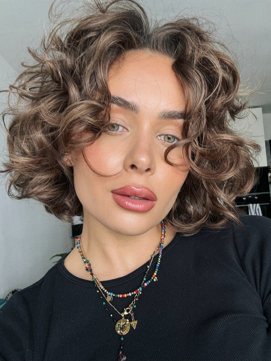 15 Curly Fluffy Hair Looks 2026