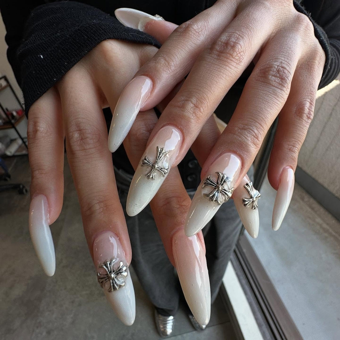 15 Metallic Nail Ideas With a Luxe Edge
