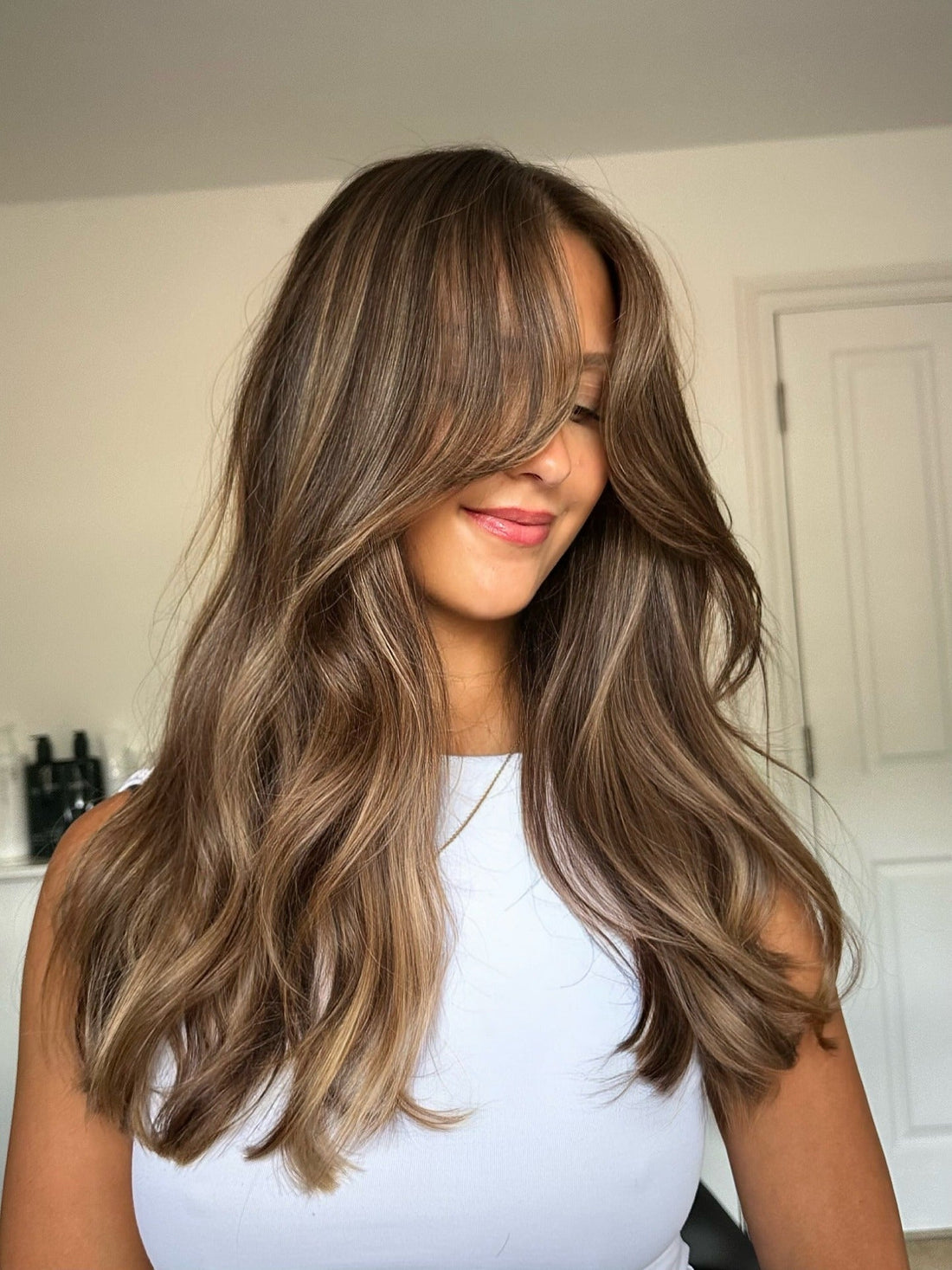 15 Sandy Brown Hair Color Trends That Elevate Your Style