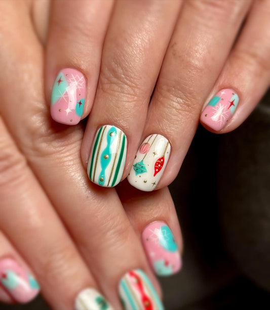 15 Soft & Classic Vintage Nail Ideas