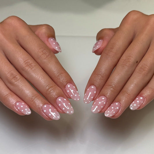 15 Cute Almond Nails 2026
