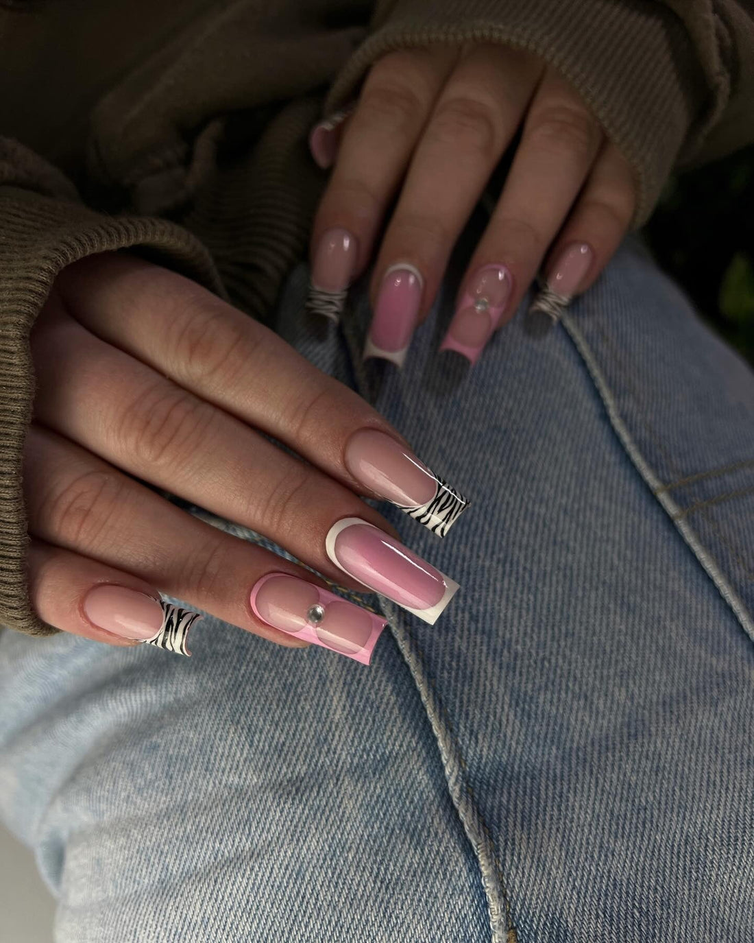 15 Cozy and Stylish December Nail Ideas for 2025 💖