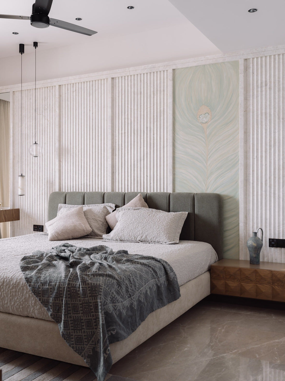 15 High Ceiling Bedroom Ideas That Inspire