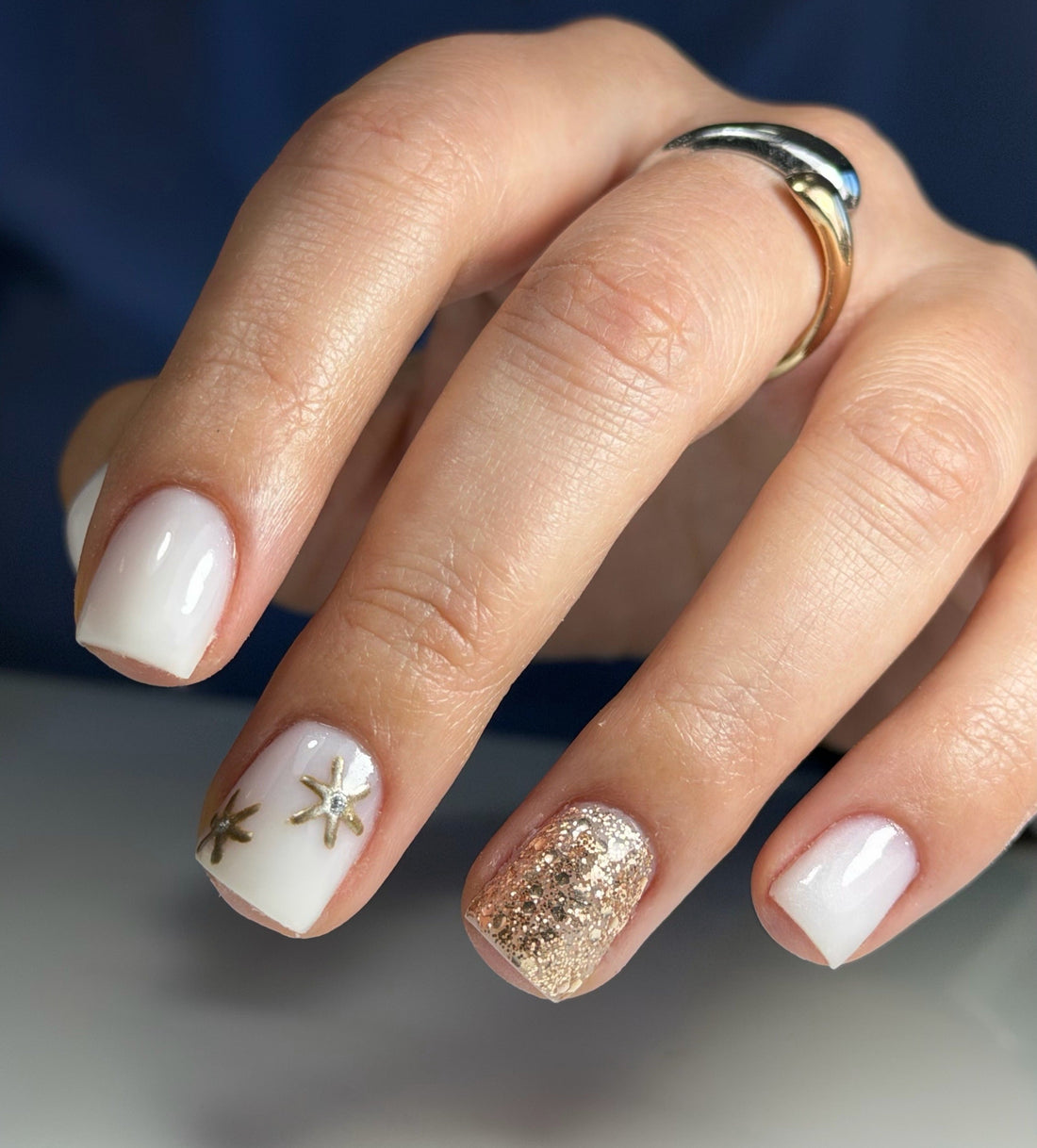 15 Fresh White Winter Nail Ideas 2026