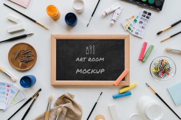 Free Acrylic Palette And Brushes Beside Frame Psd