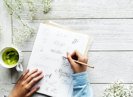 Free Artist Designing Vintage Cliche Inspirational Texts