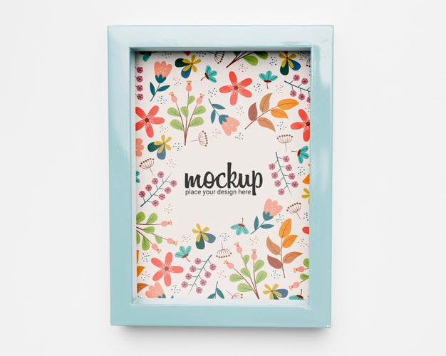 Free Beautiful Floral Concept Mock-Up Psd