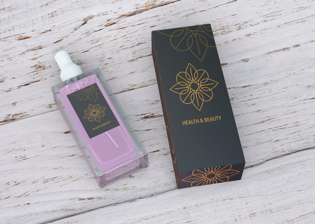 Free Beauty Products Mockup On Wooden Background Psd