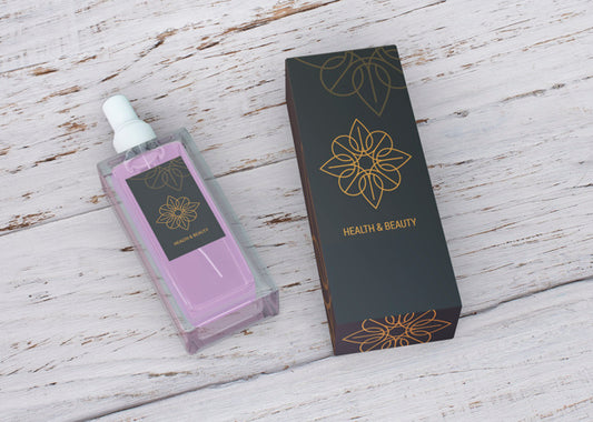 Free Beauty Products Mockup On Wooden Background Psd