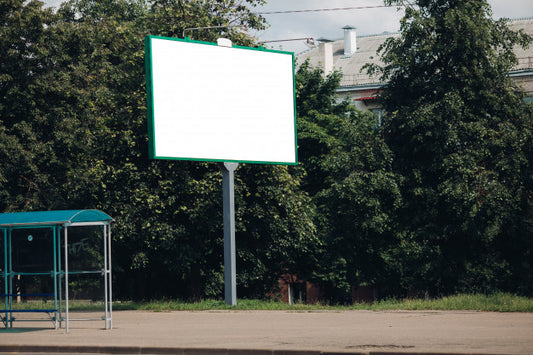 Free Billboard With Blank Surface For Advertising Psd