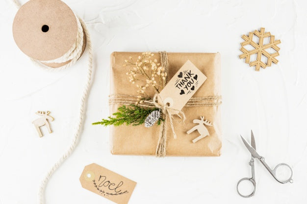 Free Diy Present Box Mockup Psd